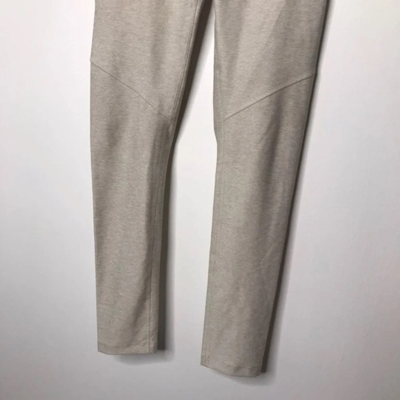 SOLD❌Outdoor voices 7/8 oatmeal leggings - Picture 4 of 8